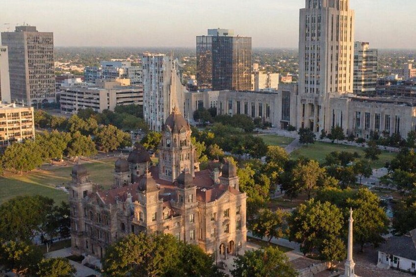 Discover Houston: A Self-Guided City Tour 2
