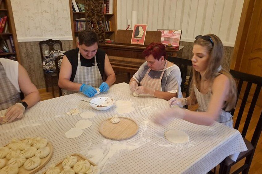 Kutaisi Cooking Class: Khinkali and Khachapuri with Wine Tasting 3