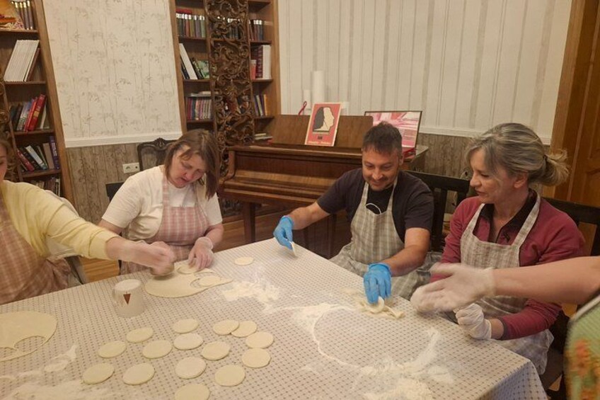 Kutaisi Cooking Class: Khinkali and Khachapuri with Wine Tasting 5