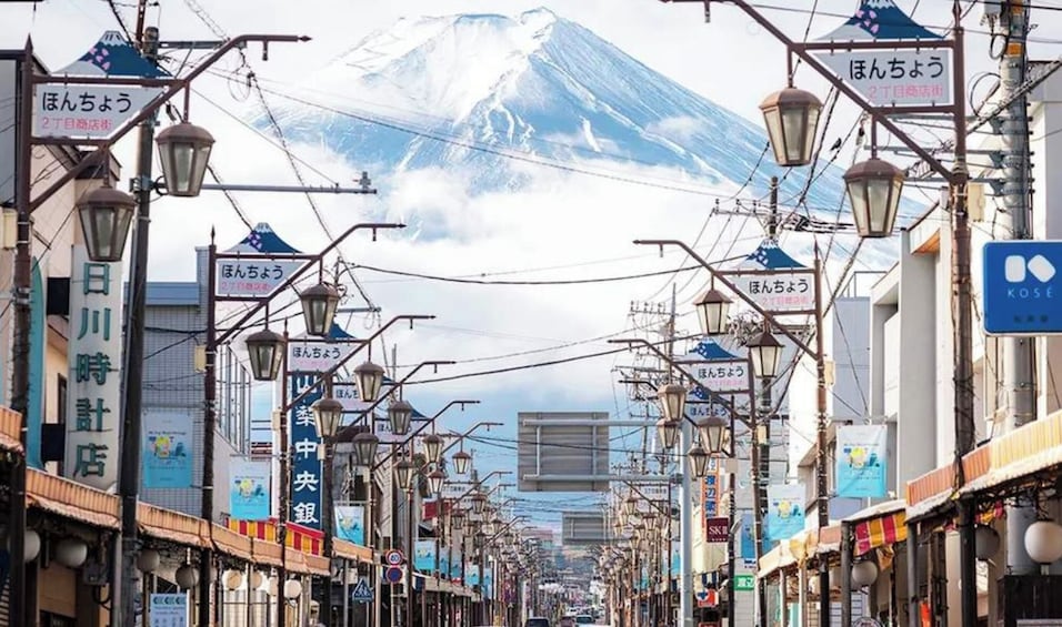 Mt. Fuji Icons: Sengen Park, Lake Kawaguchi, Clock Shop & Lake Yamanaka 1