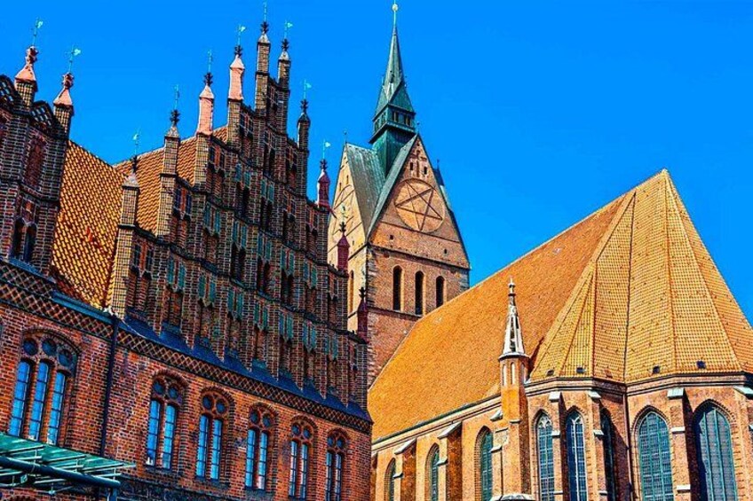 TOP Hannover : Private Guided Tour with your mobile 4
