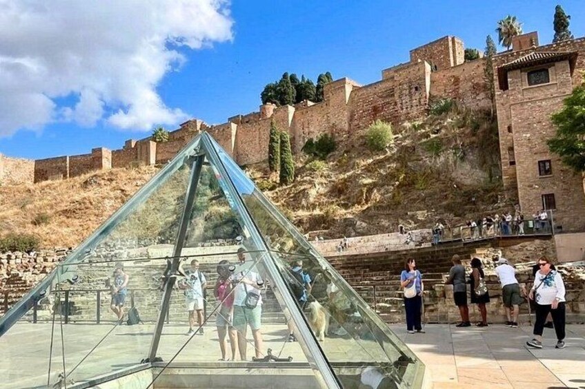 Malaga 360o Panoramic with Guided Tour or VR Experience 3