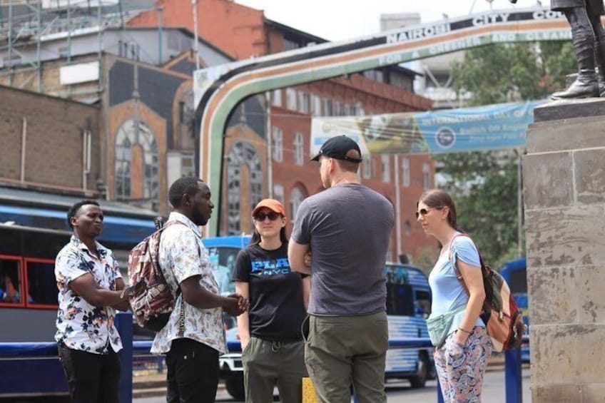 Nairobi city walking tour with a local Guide +pick up 5