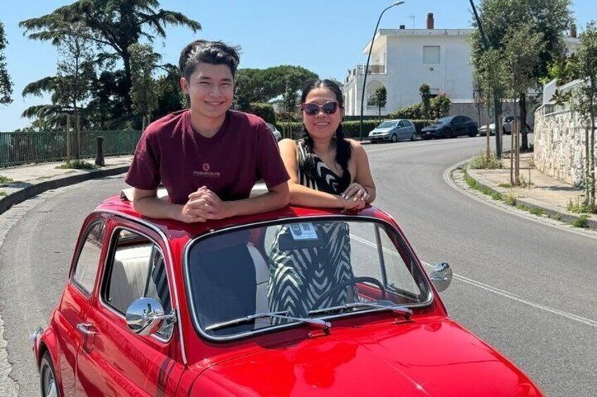 Private photo tour in vintage Fiat 500 in Naples 1