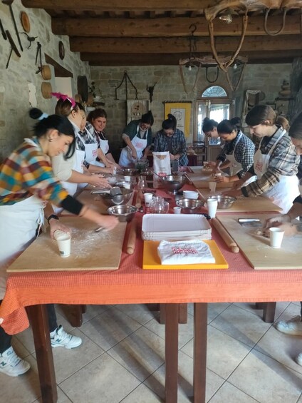 Picture 7 for Activity Emilia-Romagna: Pasta cooking class with foraging 4