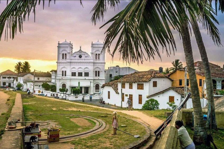 3-Day Funny Round Tour Negombo → Colombo → Galle → Negombo 1
