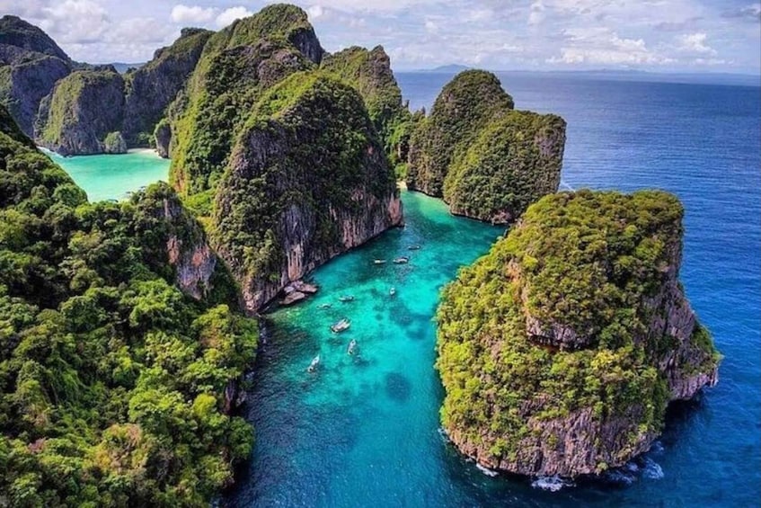 Phuket: Phi Phi Islands, Maya Bay & Khai Speedboat Tour 1