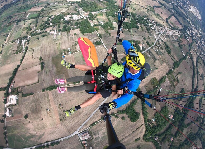 Picture 12 for Activity L'Aquila: Mountain Paragliding and Food Experience w Pick-up 2