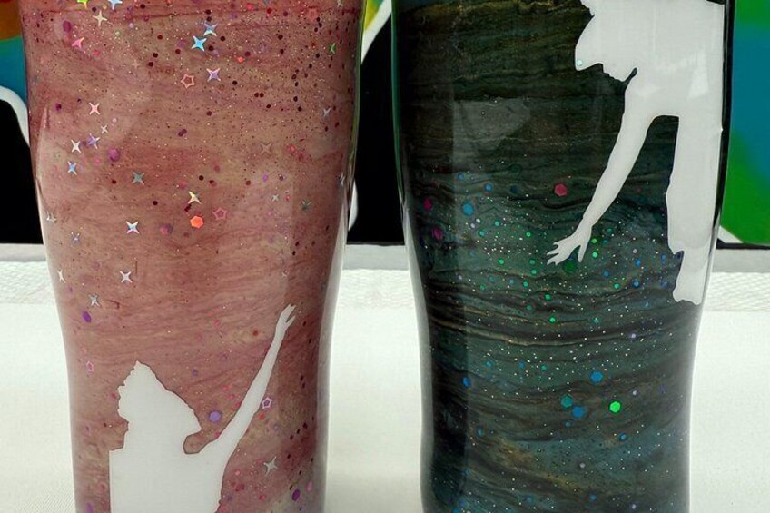 Make your unique Tumbler Resin Art Experience 5