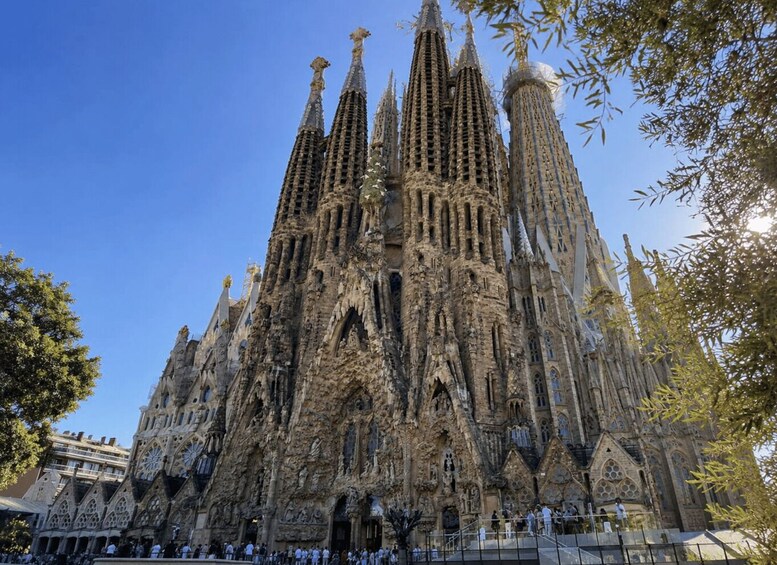 Picture 5 for Activity Barcelona Secret Stories Tuk Tuk Tour 2