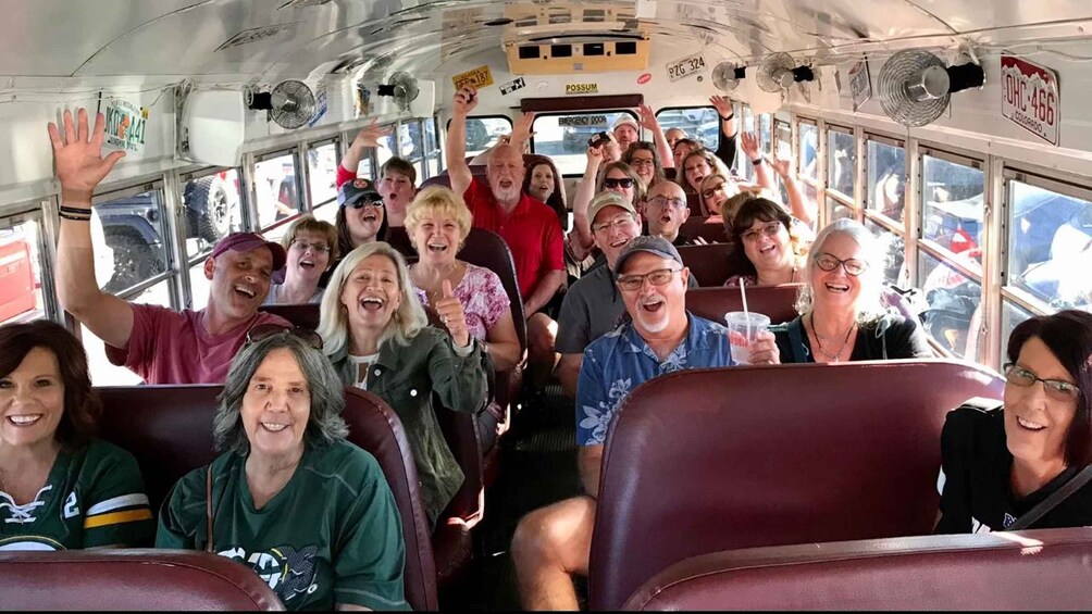 Branson: Redneck Comedy Sightseeing Bus Tour 1