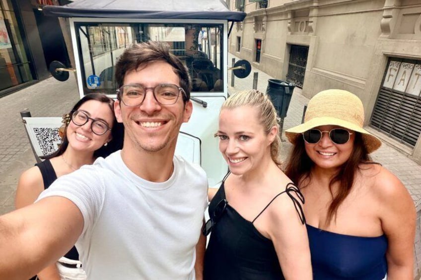 Gaudi & Sagrada Familia Private Tuk Tuk Tour and Highlights 2