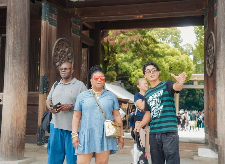 Picture 1 for Activity Tokyo: Private Customized Family Tour with a Local Guide 2