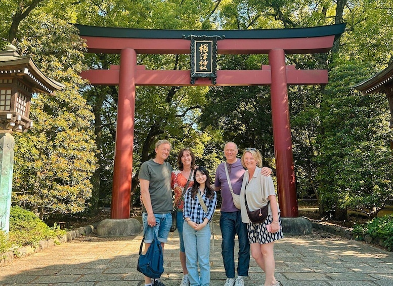 Tokyo Private Custom Tour: Iconic & Hidden Gems with a local 1
