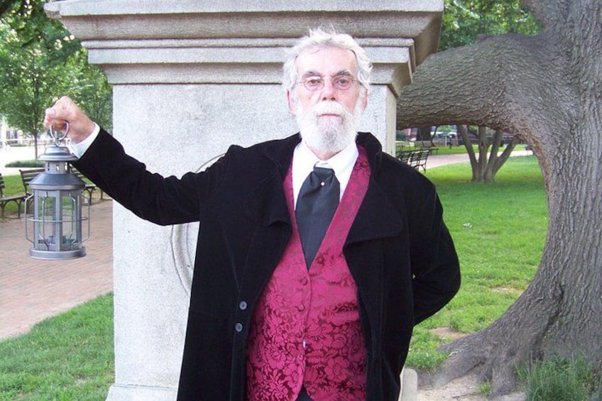 Washington DC Ghost Tours - Lantern Led Capitol Hill Haunts 3