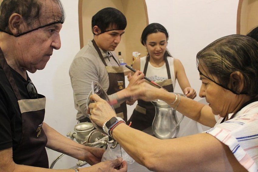 Basin: Chocolate Tour with Practice Class 1