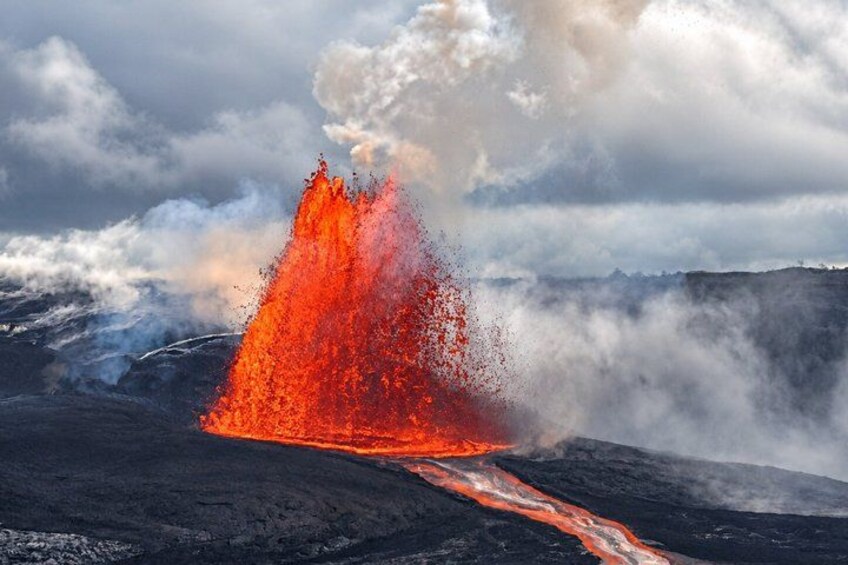 Hilo Volcano Adventure: National Park, Waterfall & Beaches 1