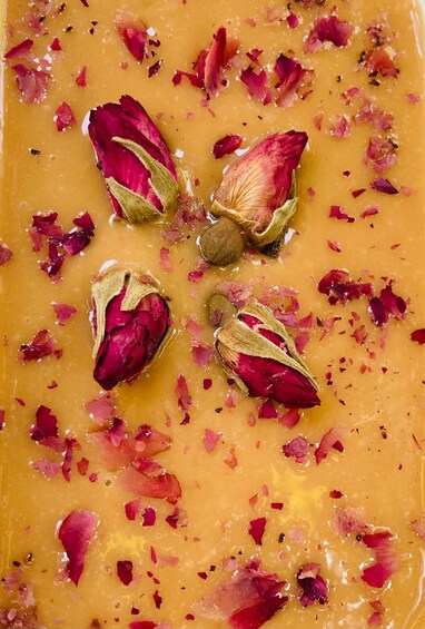 Picture 1 for Activity Arles: Artisanal workshop for making soap with olive oil 2
