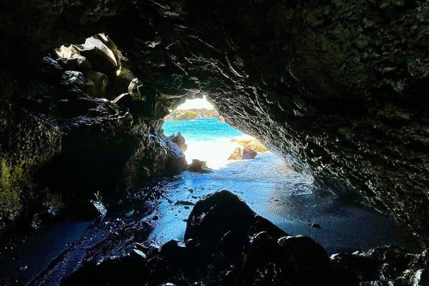 Private Road to Hana Waterfalls, Black Sand & Hidden Gems 2