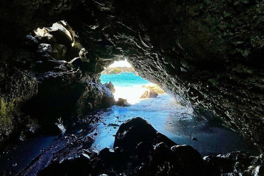 Private Road to Hana Waterfalls, Black Sand & Hidden Gems 2