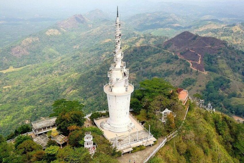 Kandy to Ambuluwawa Tower Private Tuk Tuk Tour 2