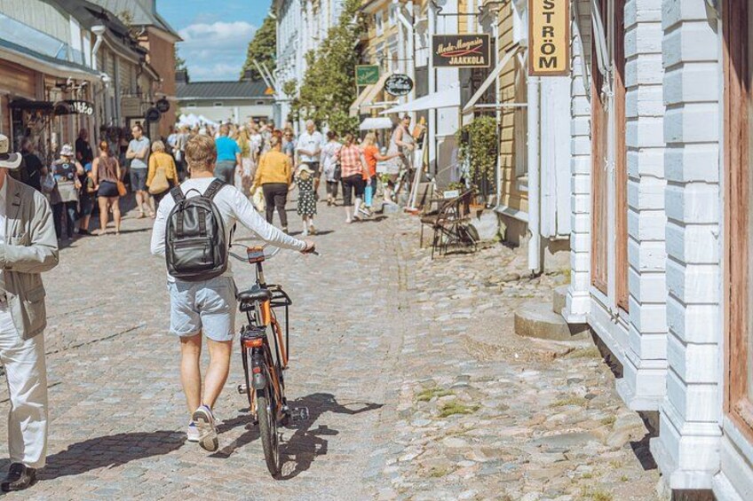 Porvoo Riverside Medieval Old Town Bus Tour from Helsinki 3