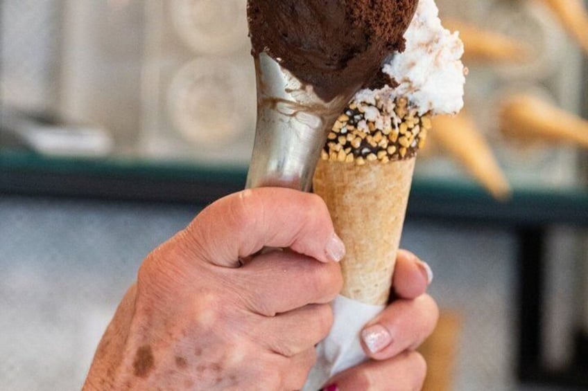 Civitavecchia: 2‑Hour Market Foodie Walk with Gelato & Wine 2