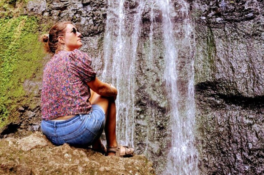Moorea: Private Romantic Day Hiking, Massage & Lunch 5