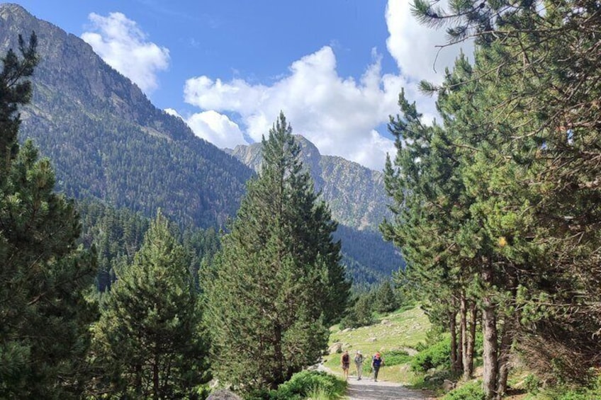 Aigüestortes : an unforgettable experience between glacial lakes 2