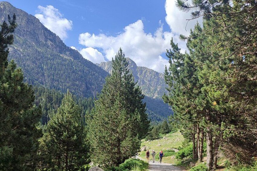 Aigüestortes : an unforgettable experience between glacial lakes 2
