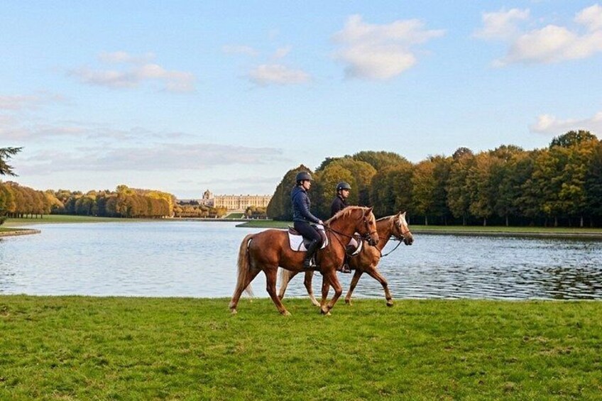 Versailles Horseback Riding Tour with Transfer from Paris 1