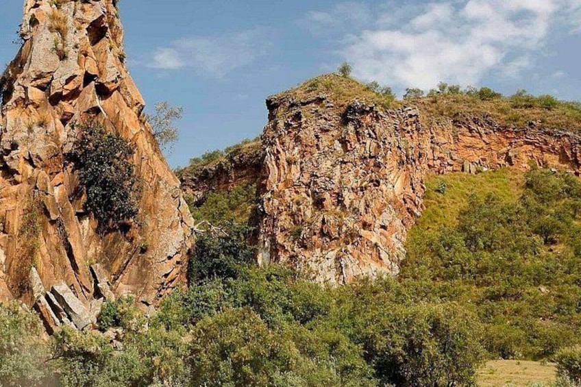 8 Day Trek through Mount Kenya and Hell’s Gate National Park 1