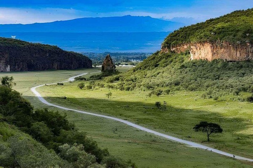 8 Day Trek through Mount Kenya and Hell’s Gate National Park 4