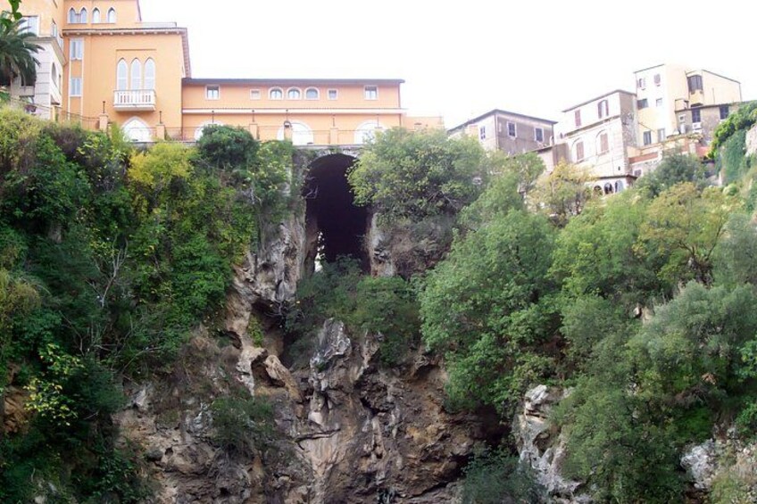 Private Day Trip to Villa d Este and Villa Gregoriana from Rome 5