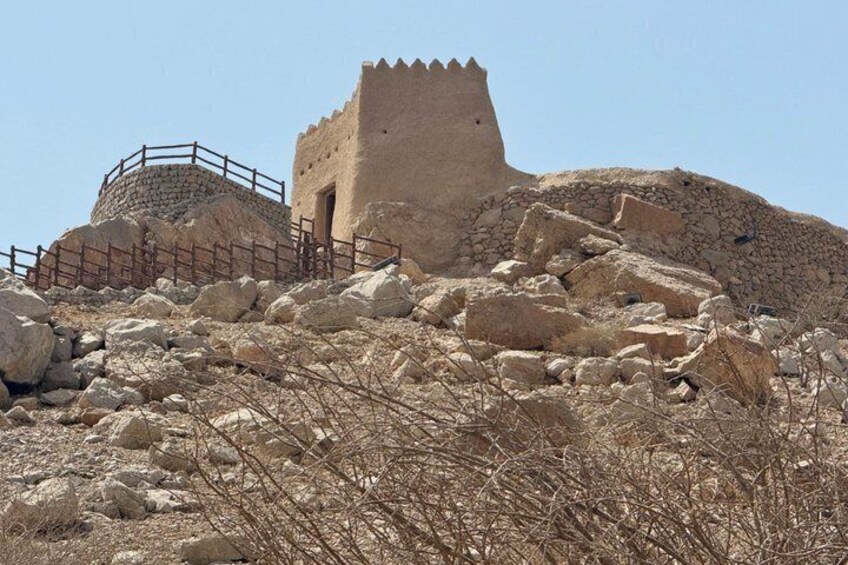 Khor Fakkan City Tour from Dubai with Bidiya Mosque & Waterfall 4