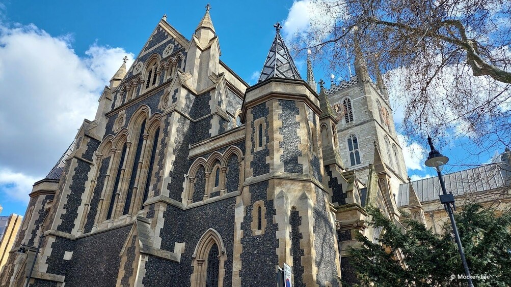 London Sightseeing Tour with Tower of London Ticket 3
