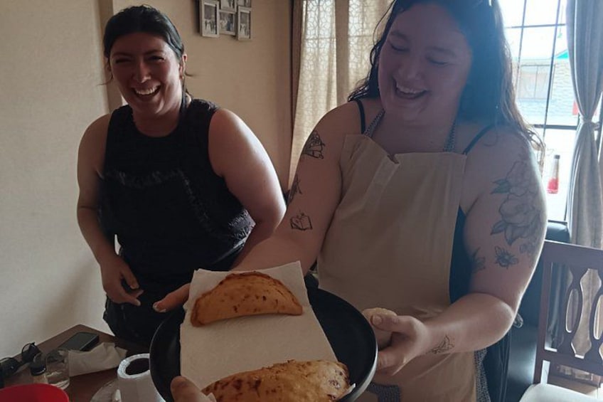 Traditional cooking class with local family 1