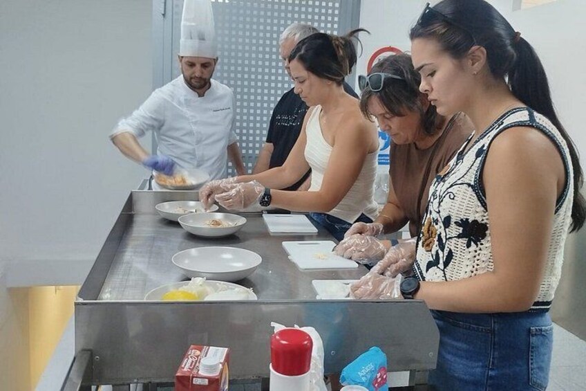 Madrid Paella and Churros Cooking Class Ham and Wines Tasting 3
