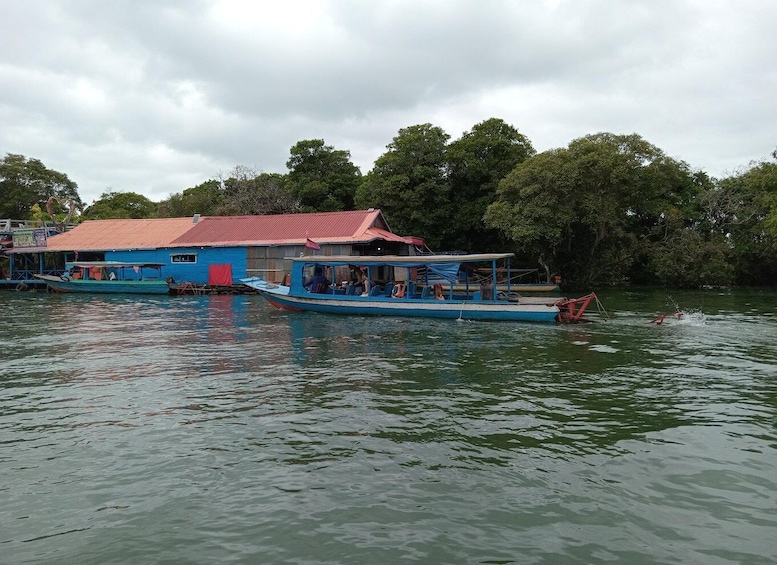 Picture 4 for Activity From Siem Reap: Floating Village, Lake, and Ox Cart Tour 4