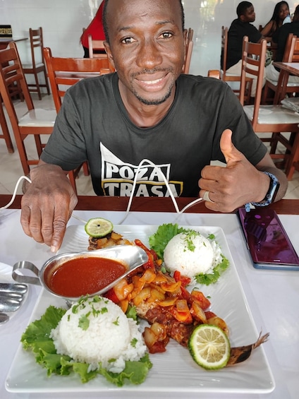 Lomé: Guided Street Food Tour with Tastings 1