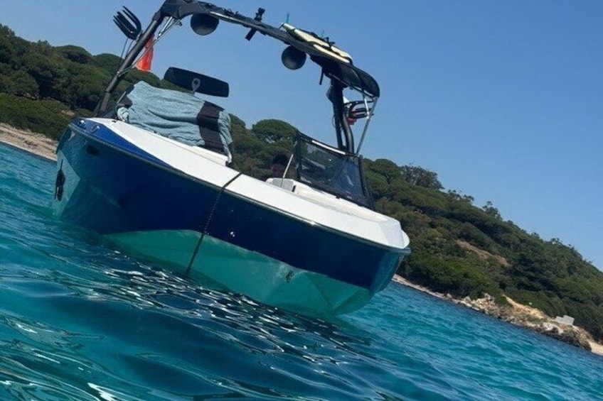 Private Wakesurf Wakeboard & Boat Experience Saint-Tropez 2