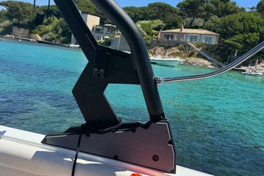 Private Wakesurf Wakeboard & Boat Experience Saint-Tropez 4