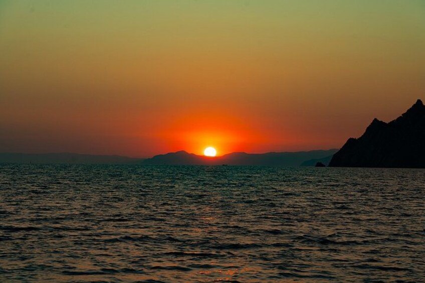 Sunset Boat Tour and Cinque Terre Aperitif from Monterosso 4