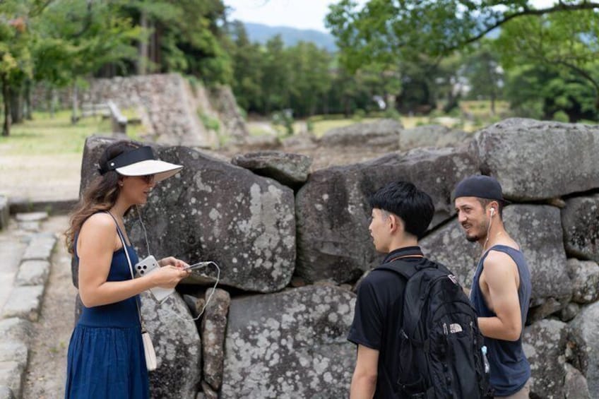 Matsue Castle Guided Tour - With a Local Guide and an Audioguide 4