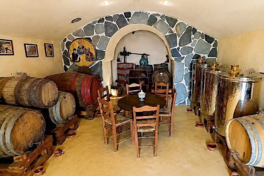 Santorini Farm to Table and Spirits Tasting Experience 4