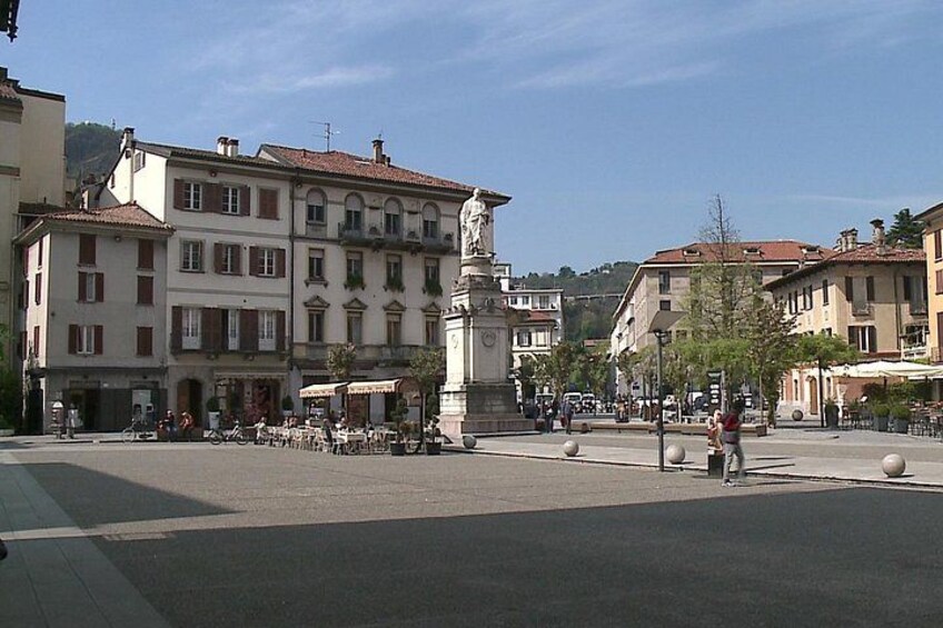 Como Guided City & Lake Boat Tour Top Landmarks and Scenic Views 2