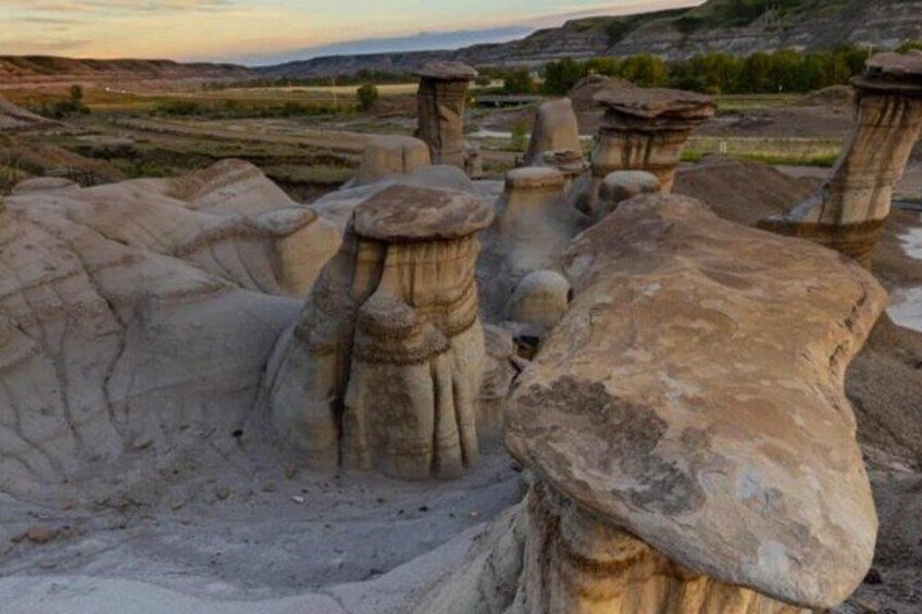 Hoodoos and Badlands Guided Day Tour with Museum Entry 4