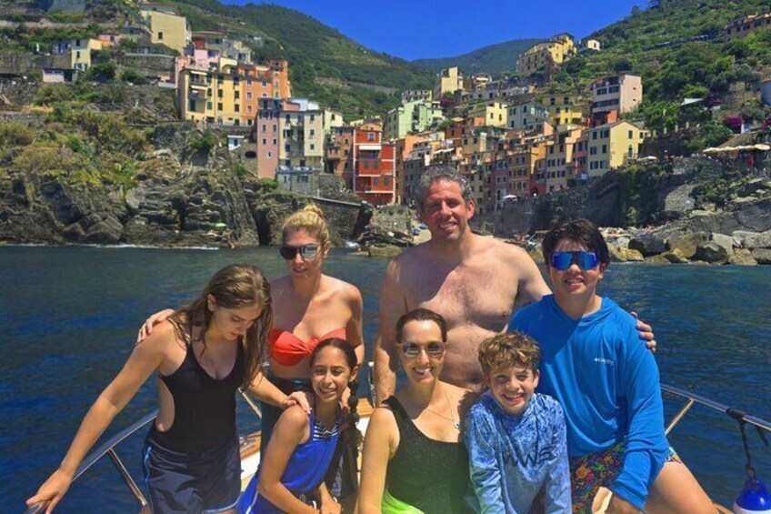 Sunset Boat Tour and Cinque Terre Aperitif from Monterosso 2