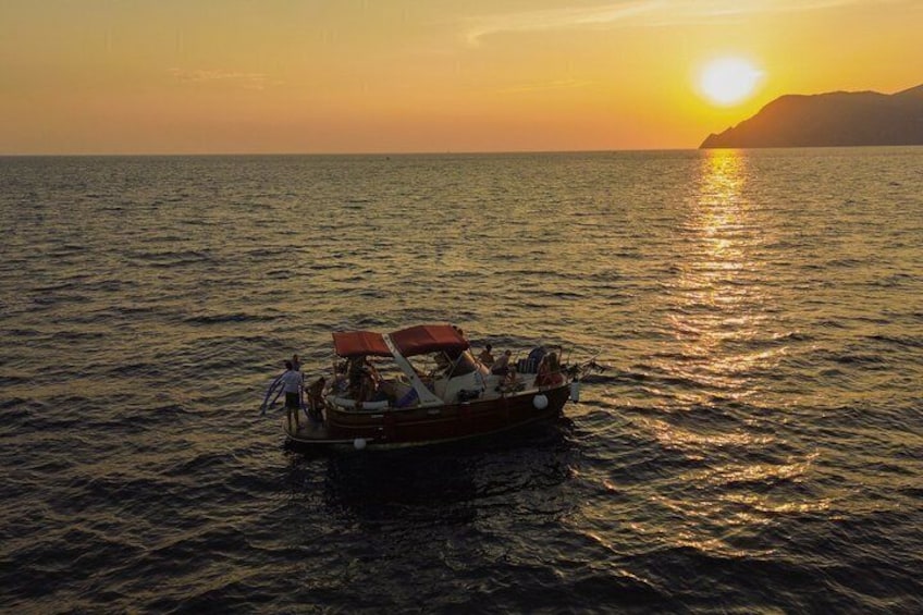 Sunset Boat Tour and Cinque Terre Aperitif from Monterosso 1