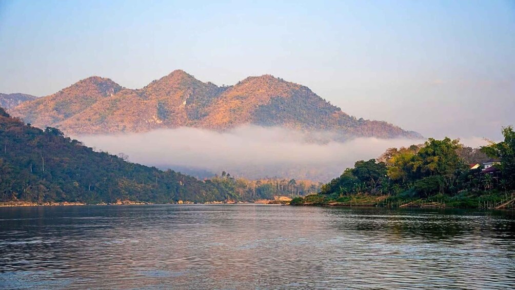 Picture 1 for Activity Luang Prabang: 2-Day Slow Boat Transfer to Huay Xai 2